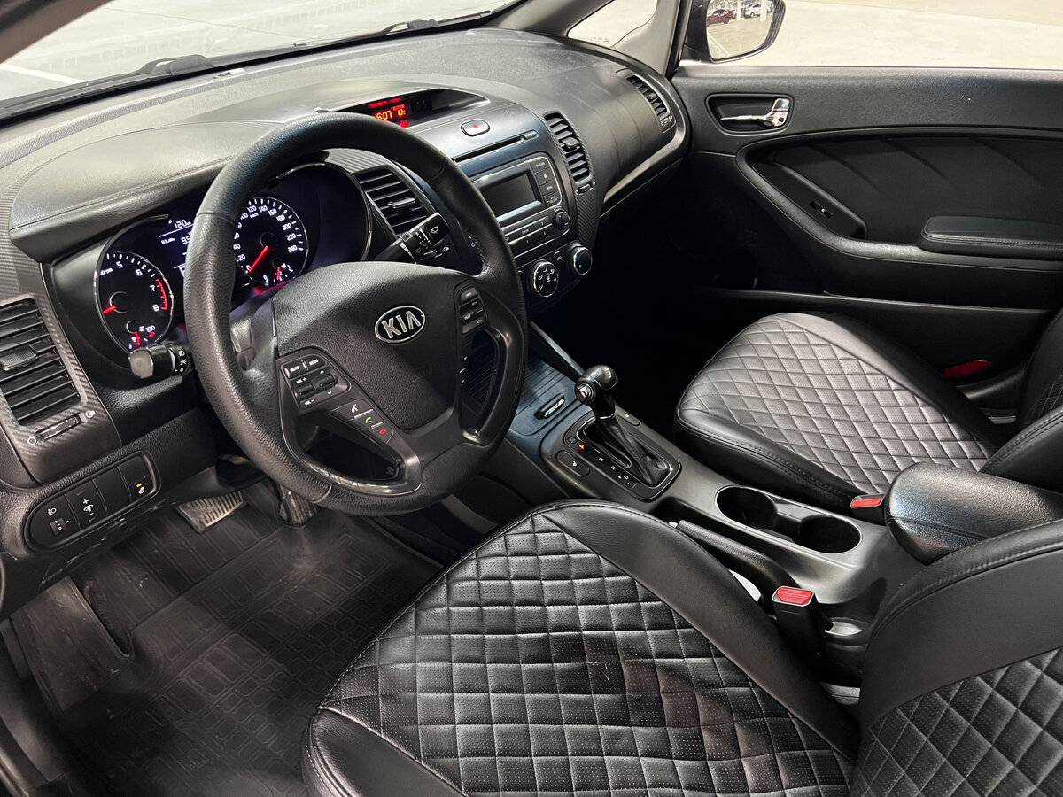 Kia Cerato с пробегом — 2014 год. Фото: #15