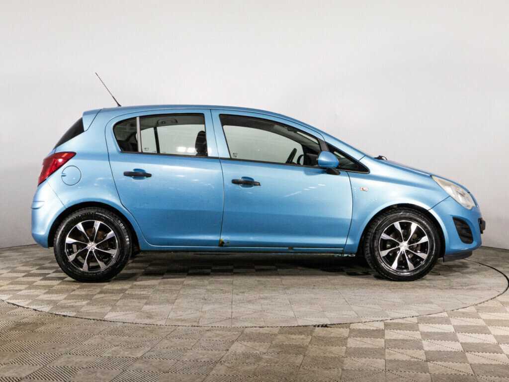Opel Corsa с пробегом — 2012 год. Фото: #3