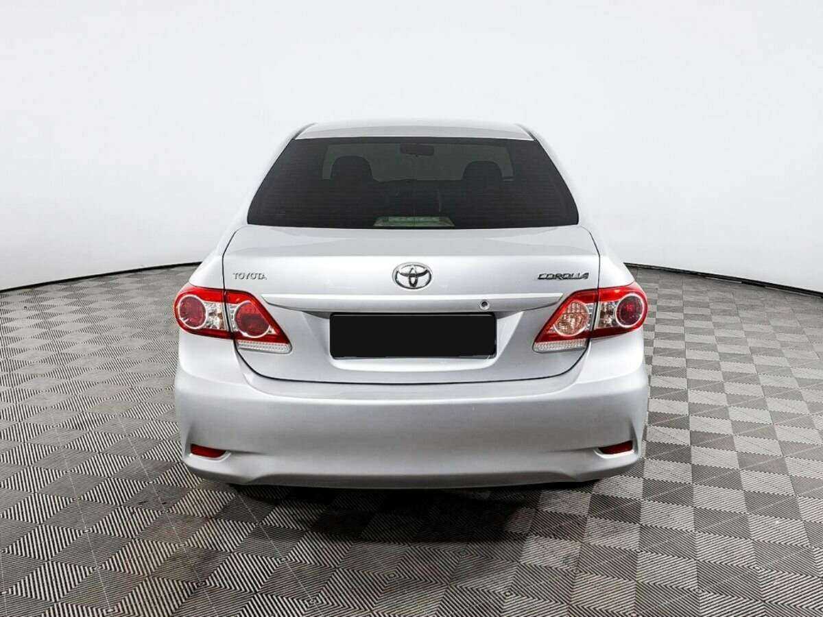 Toyota Corolla с пробегом — 2012 год. Фото: #4