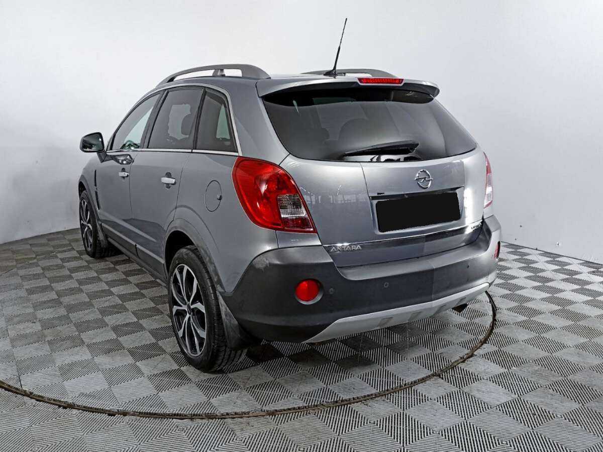 Opel Antara с пробегом — 2012 год. Фото: #6