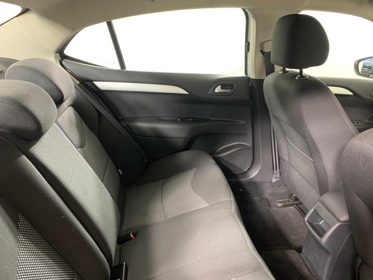 Citroen C4 с пробегом — 2015 год. Фото: #17