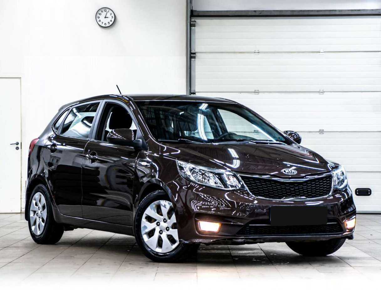 Kia Rio с пробегом — 2015 год. Фото: #1