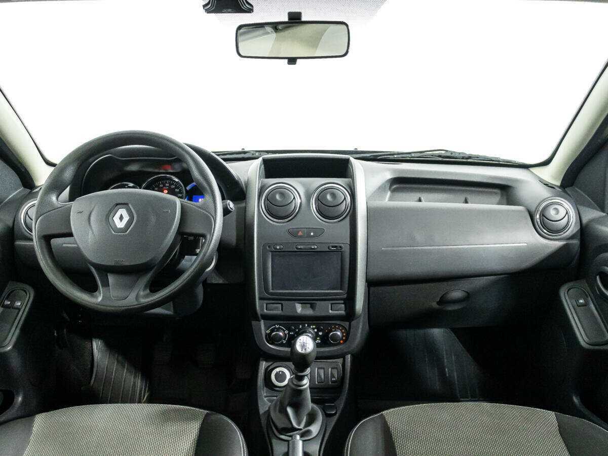 Renault Duster с пробегом — 2016 год. Фото: #12