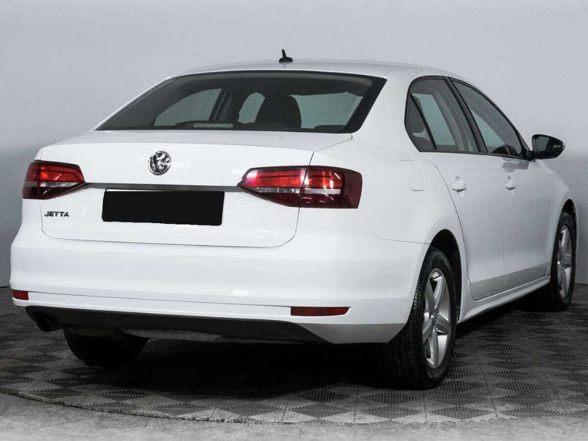 Volkswagen Jetta с пробегом — 2016 год. Фото: #4