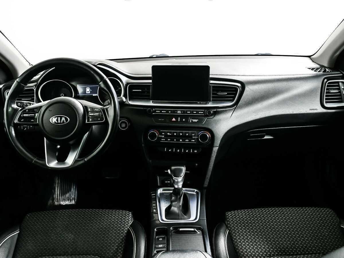 Kia Ceed с пробегом — 2019 год. Фото: #10
