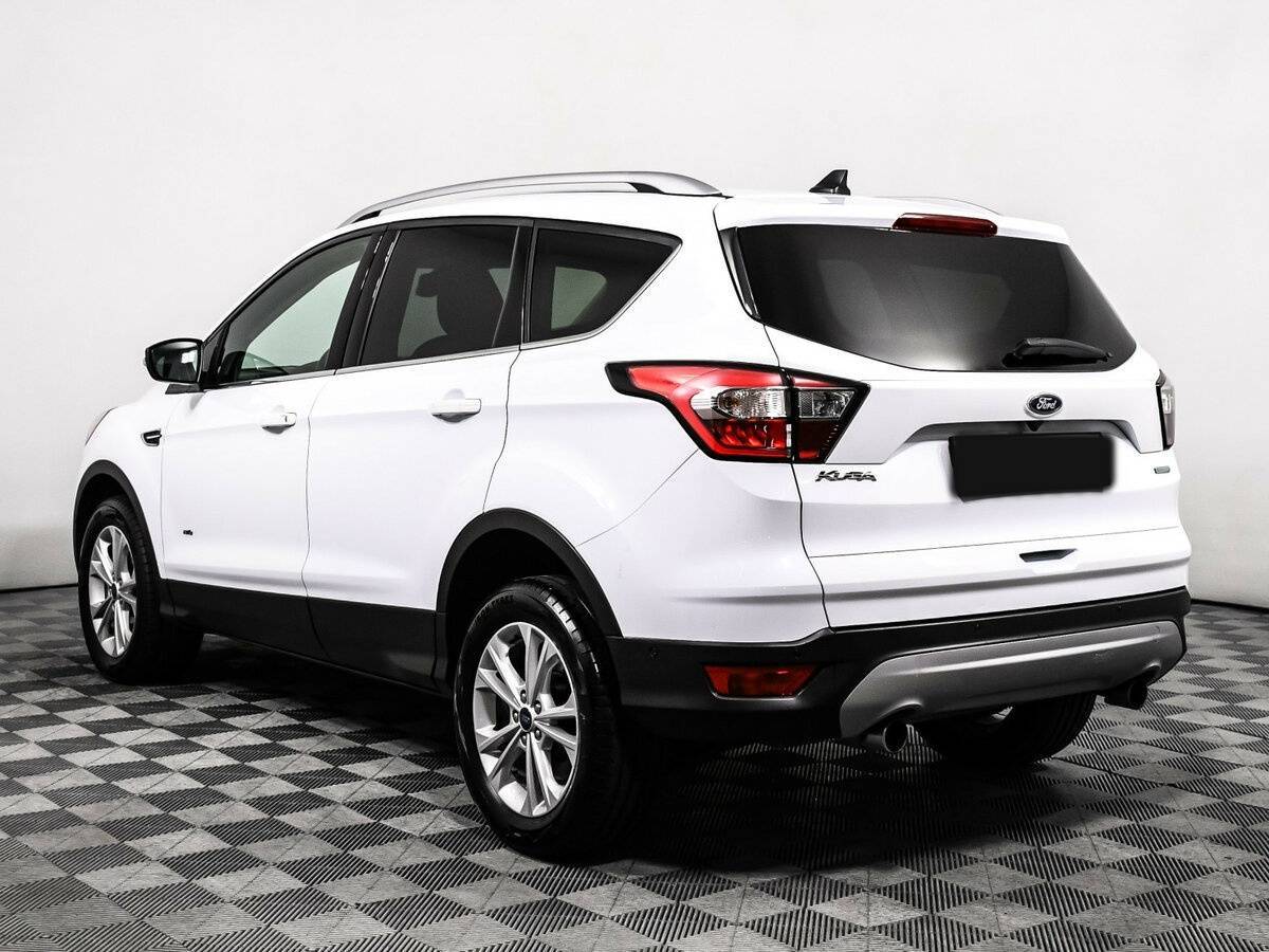 Ford Kuga с пробегом — 2017 год. Фото: #6