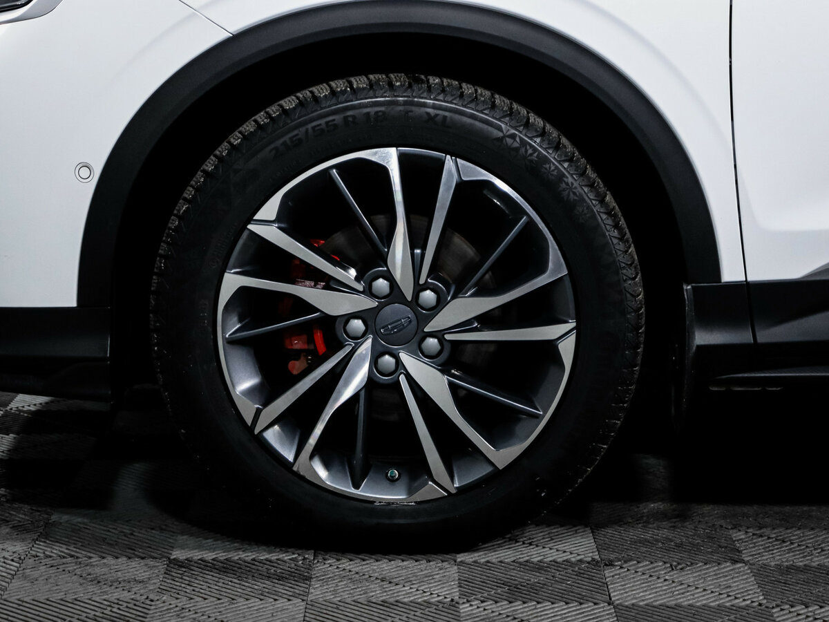 Geely Coolray с пробегом — 2023 год. Фото: #14