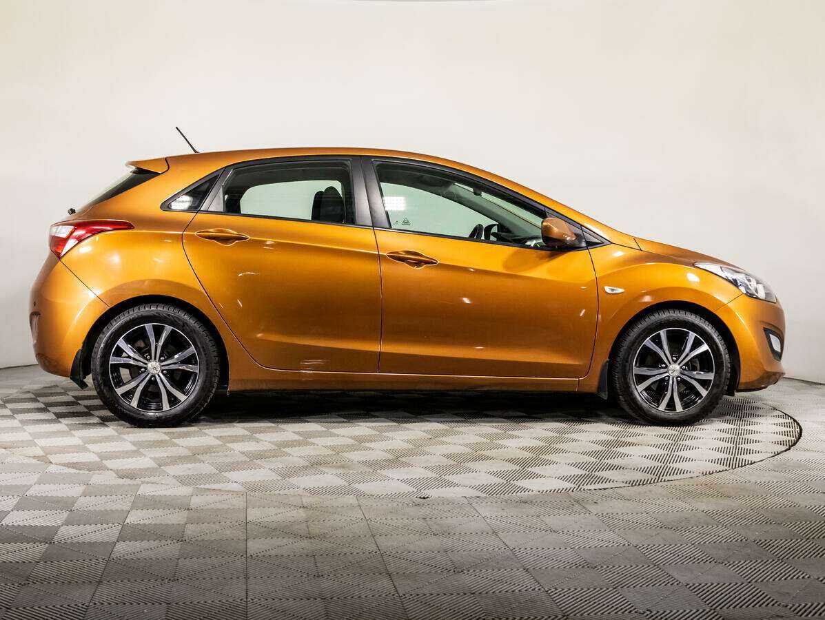 Hyundai i30 с пробегом — 2016 год. Фото: #3