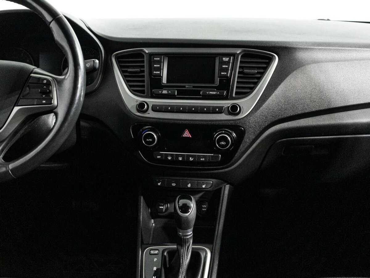 Hyundai Solaris с пробегом — 2018 год. Фото: #13