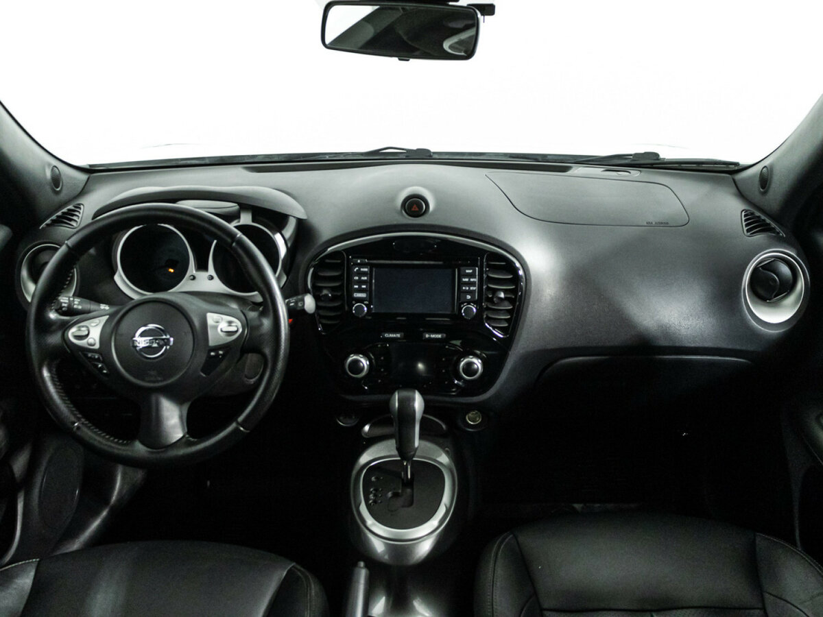 Nissan Juke с пробегом — 2015 год. Фото: #12