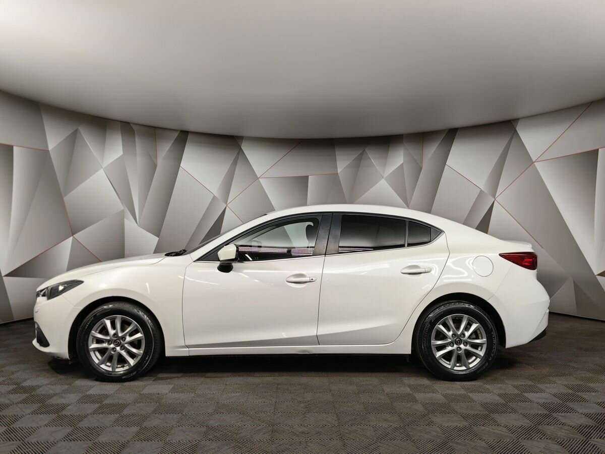 Mazda 3 с пробегом — 2014 год. Фото: #4