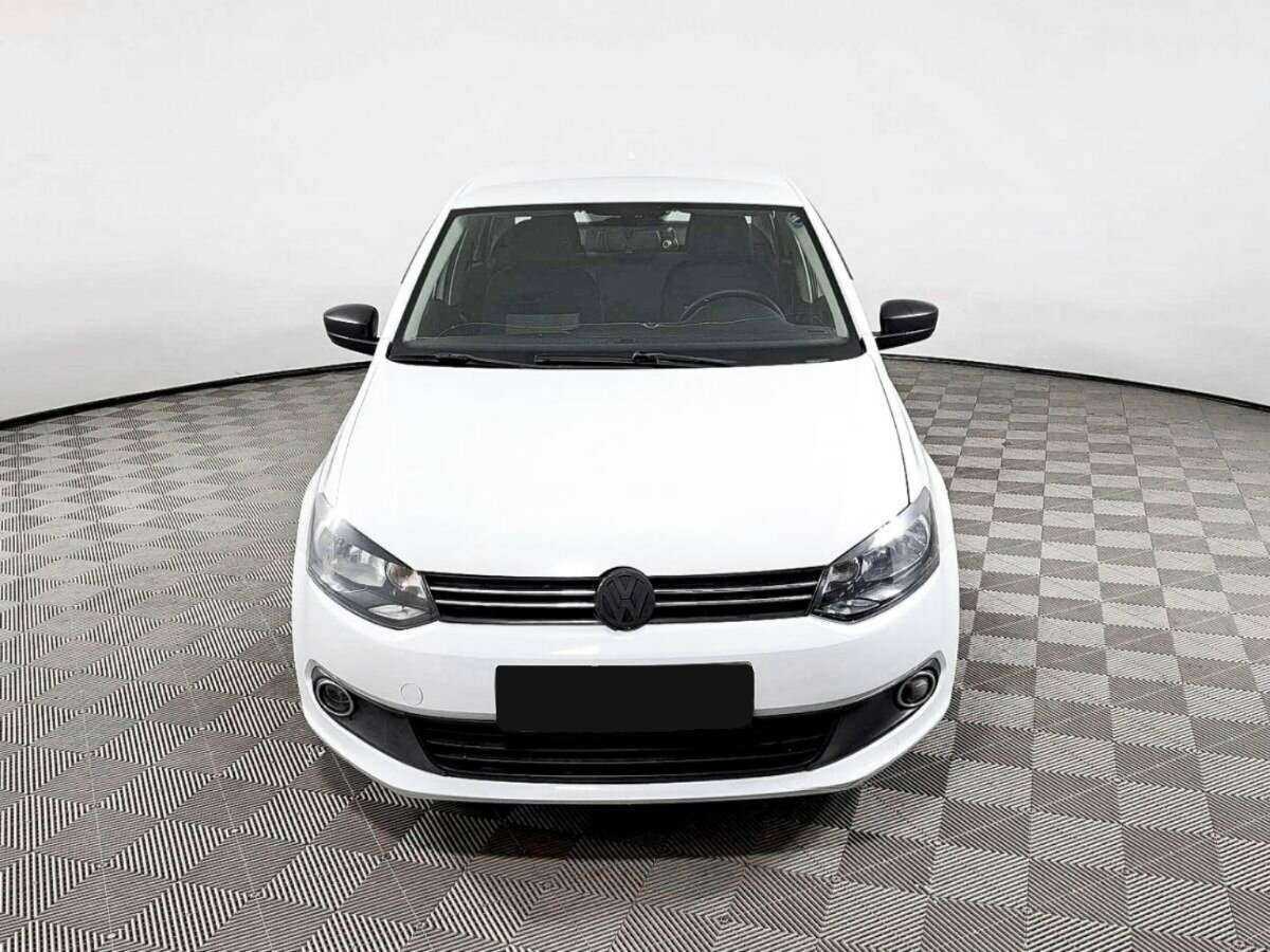 Volkswagen Polo с пробегом — 2014 год. Фото: #1