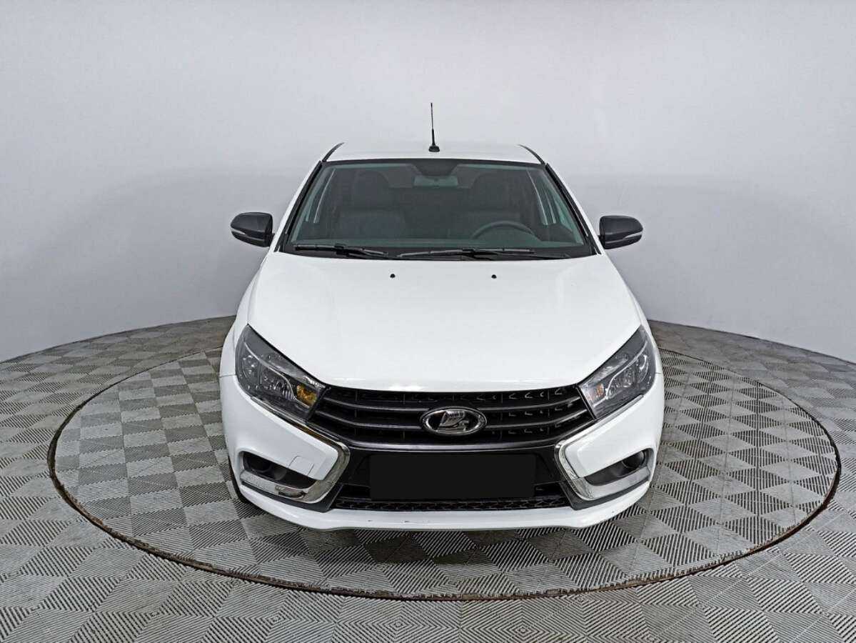 Lada (ВАЗ) Vesta с пробегом — 2021 год. Фото: #1