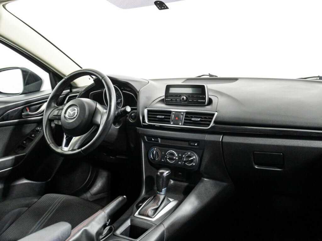 Mazda 3 с пробегом — 2014 год. Фото: #7