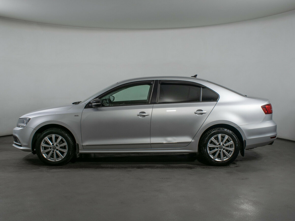 Volkswagen Jetta с пробегом — 2018 год. Фото: #7