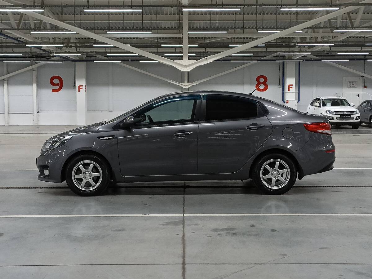 Kia Rio с пробегом — 2016 год. Фото: #7