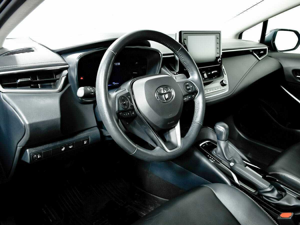 Toyota Corolla с пробегом — 2019 год. Фото: #12