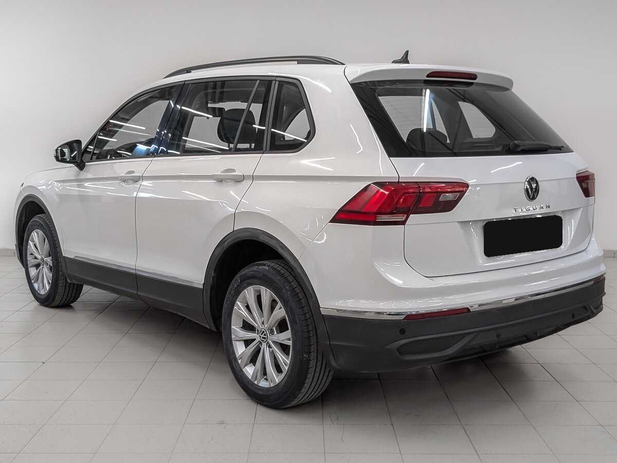 Volkswagen Tiguan с пробегом — 2021 год. Фото: #6