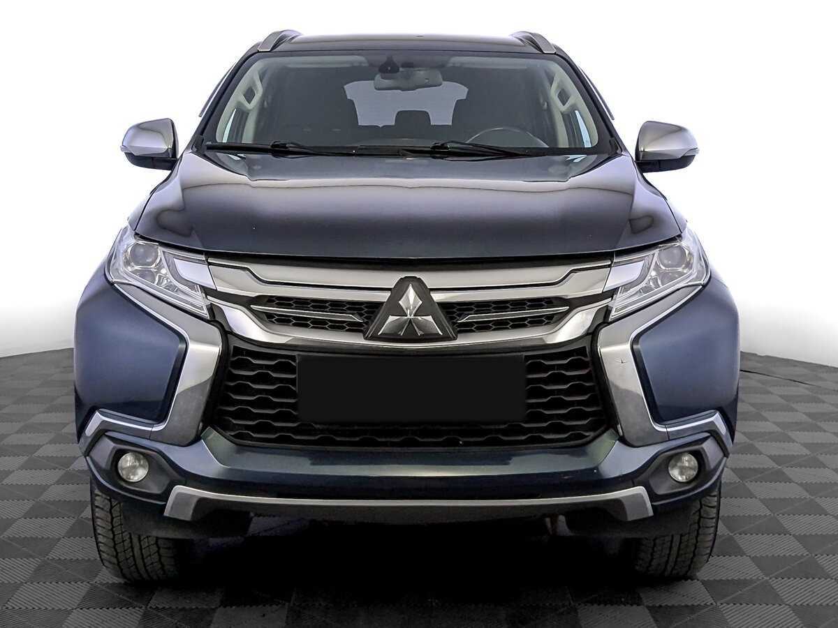 Mitsubishi Pajero Sport с пробегом — 2019 год. Фото: #1