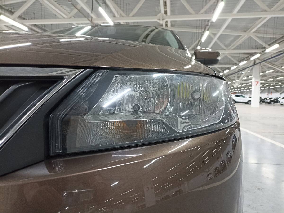 Skoda Rapid с пробегом — 2019 год. Фото: #16