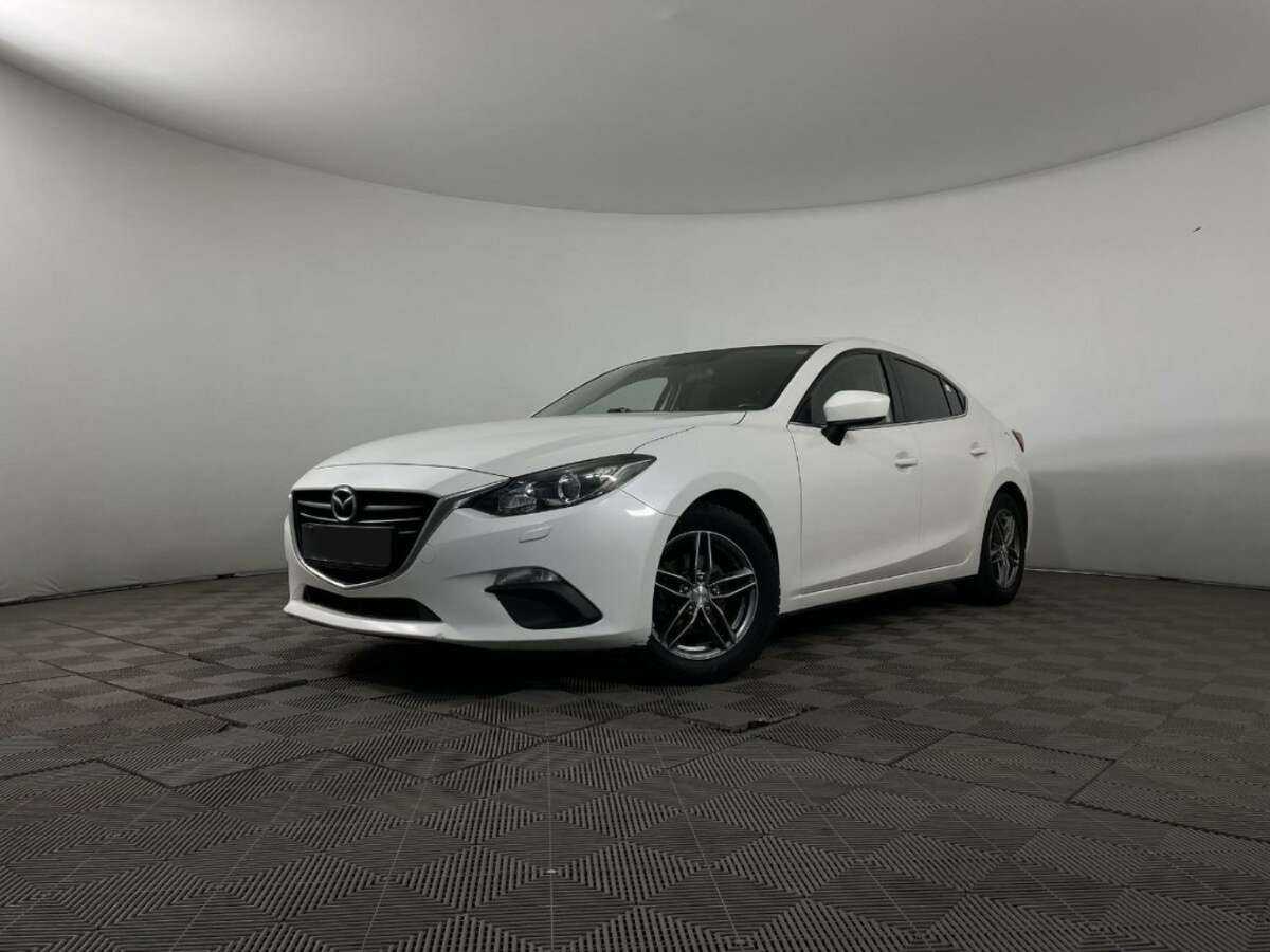 Mazda 3 с пробегом — 2014 год. Фото: #0
