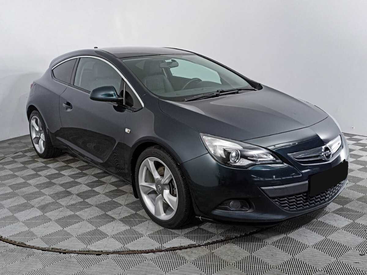 Opel Astra с пробегом — 2014 год. Фото: #2