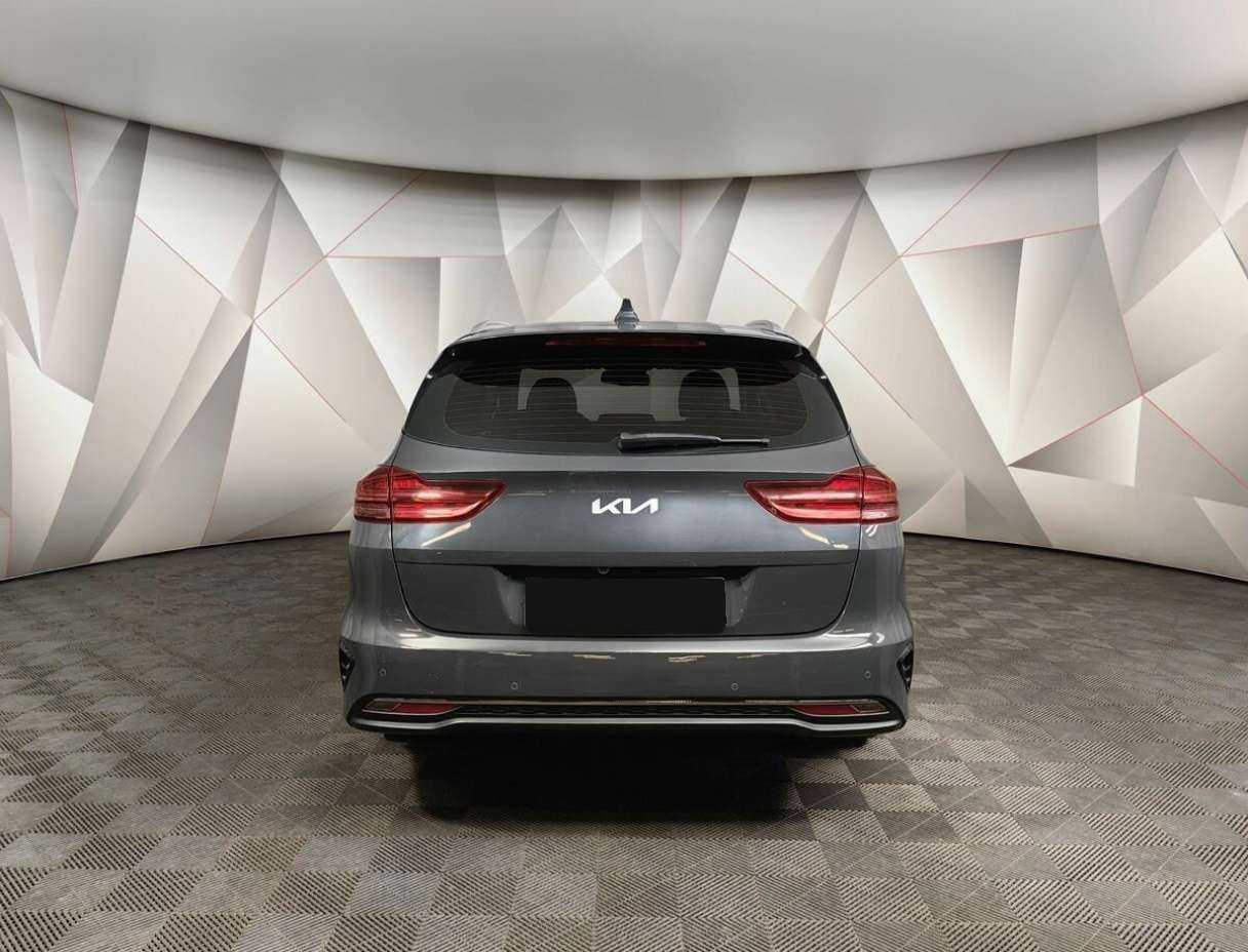 Kia Ceed с пробегом — 2022 год. Фото: #7