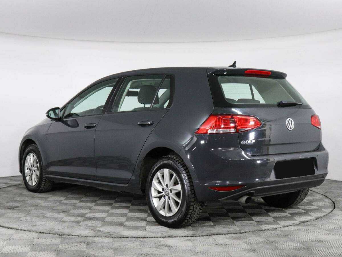 Volkswagen Golf с пробегом — 2016 год. Фото: #6