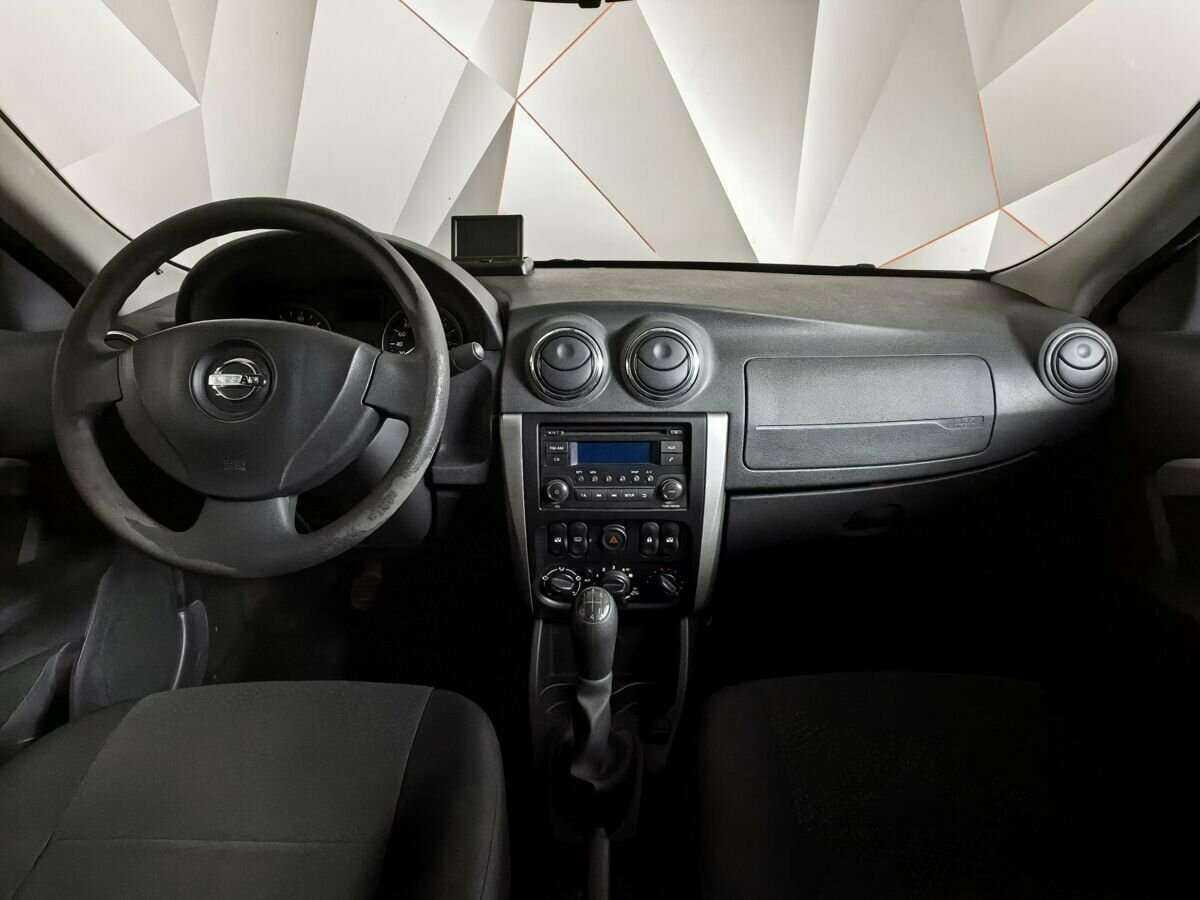 Nissan Almera с пробегом — 2018 год. Фото: #9