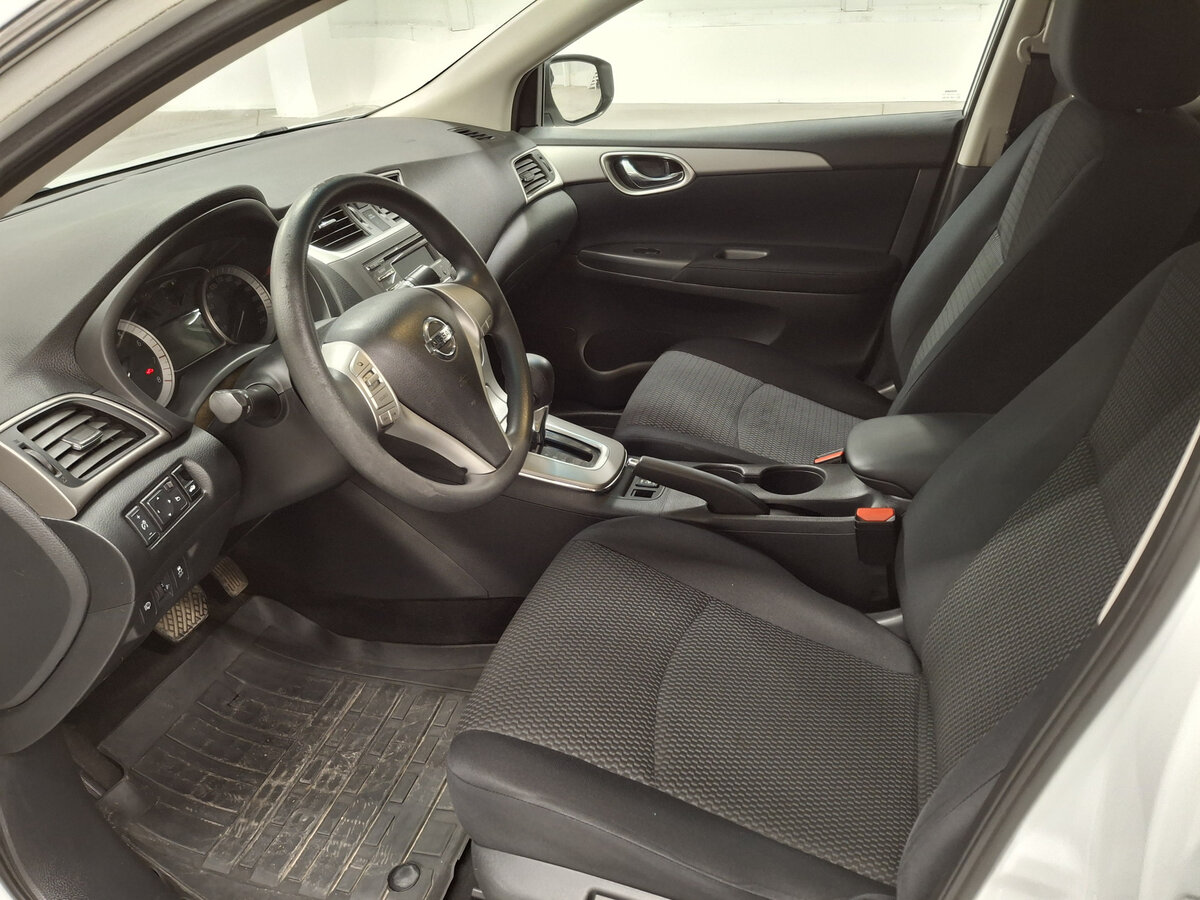 Nissan Sentra с пробегом — 2014 год. Фото: #15