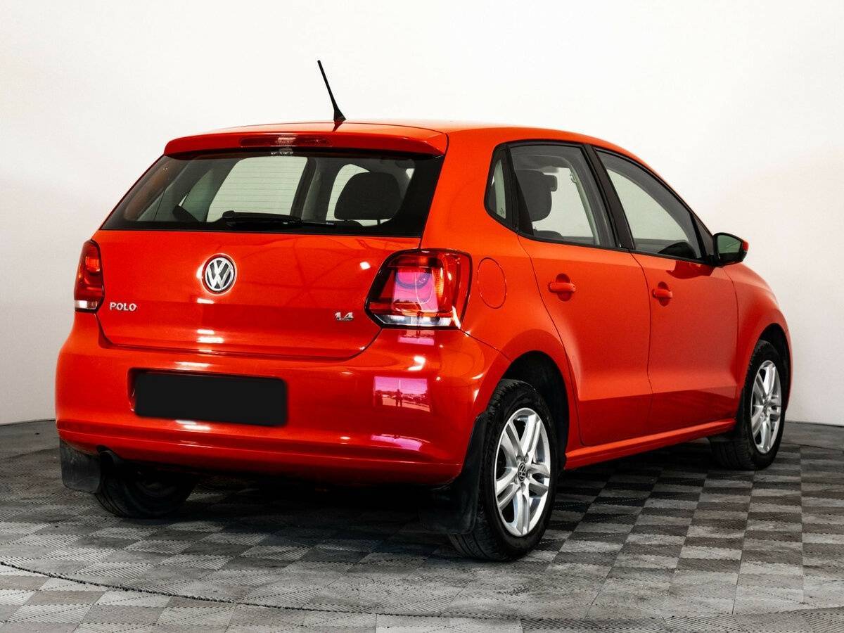 Volkswagen Polo с пробегом — 2013 год. Фото: #4