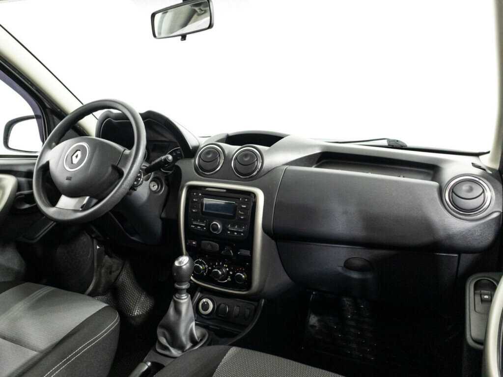 Renault Duster с пробегом — 2014 год. Фото: #8