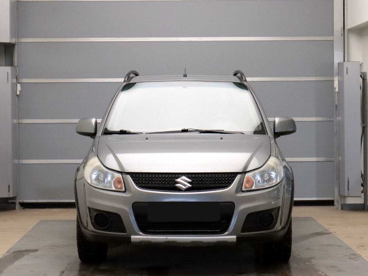 Suzuki SX4 с пробегом — 2012 год. Фото: #1