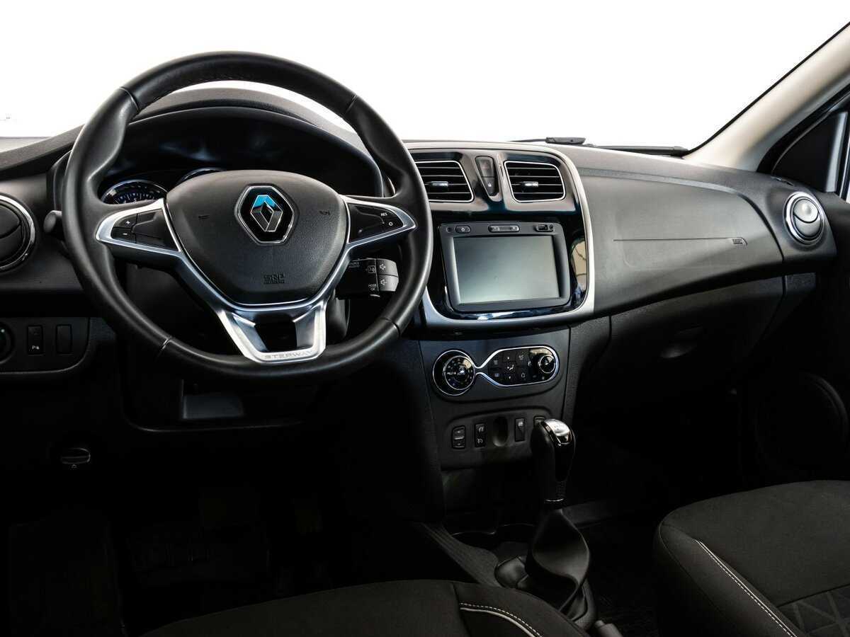 Renault Sandero с пробегом — 2018 год. Фото: #8