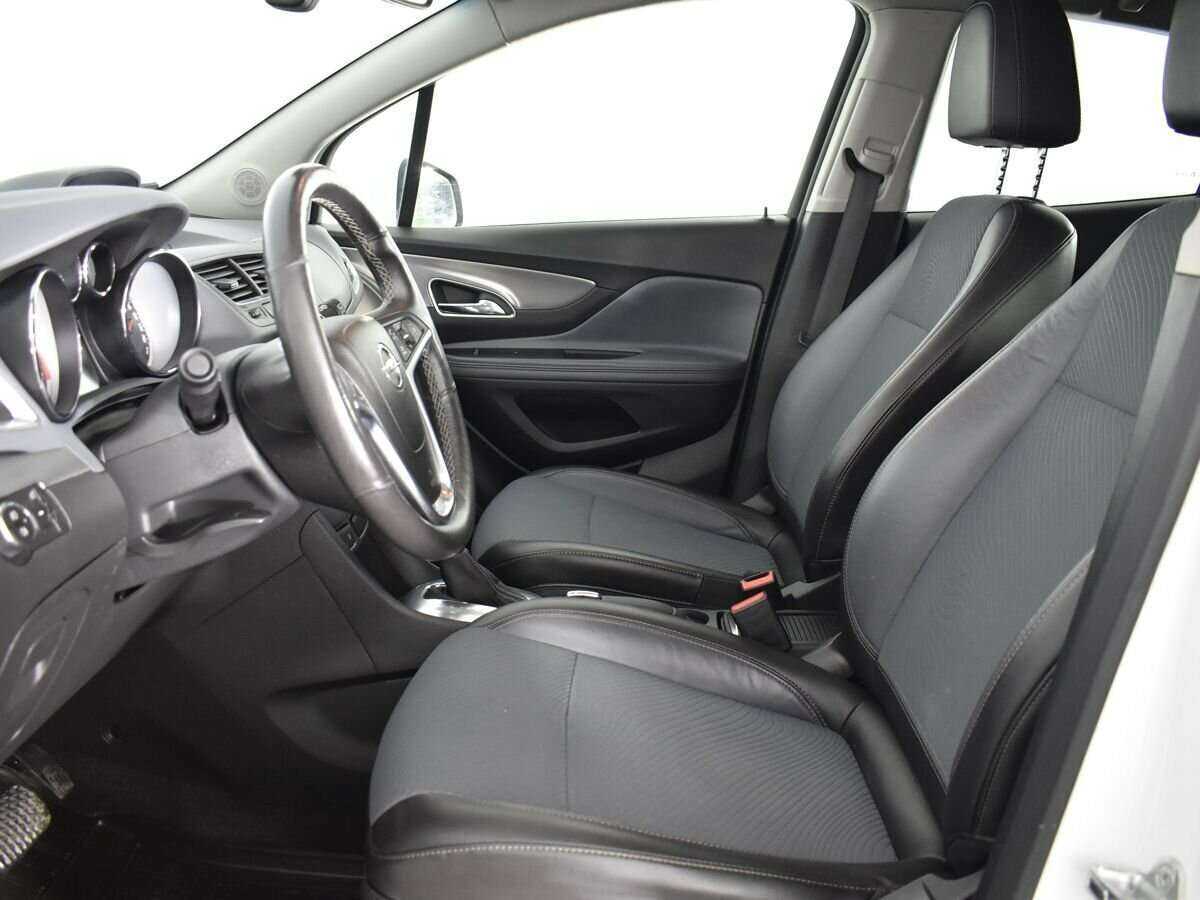 Opel Mokka с пробегом — 2013 год. Фото: #7