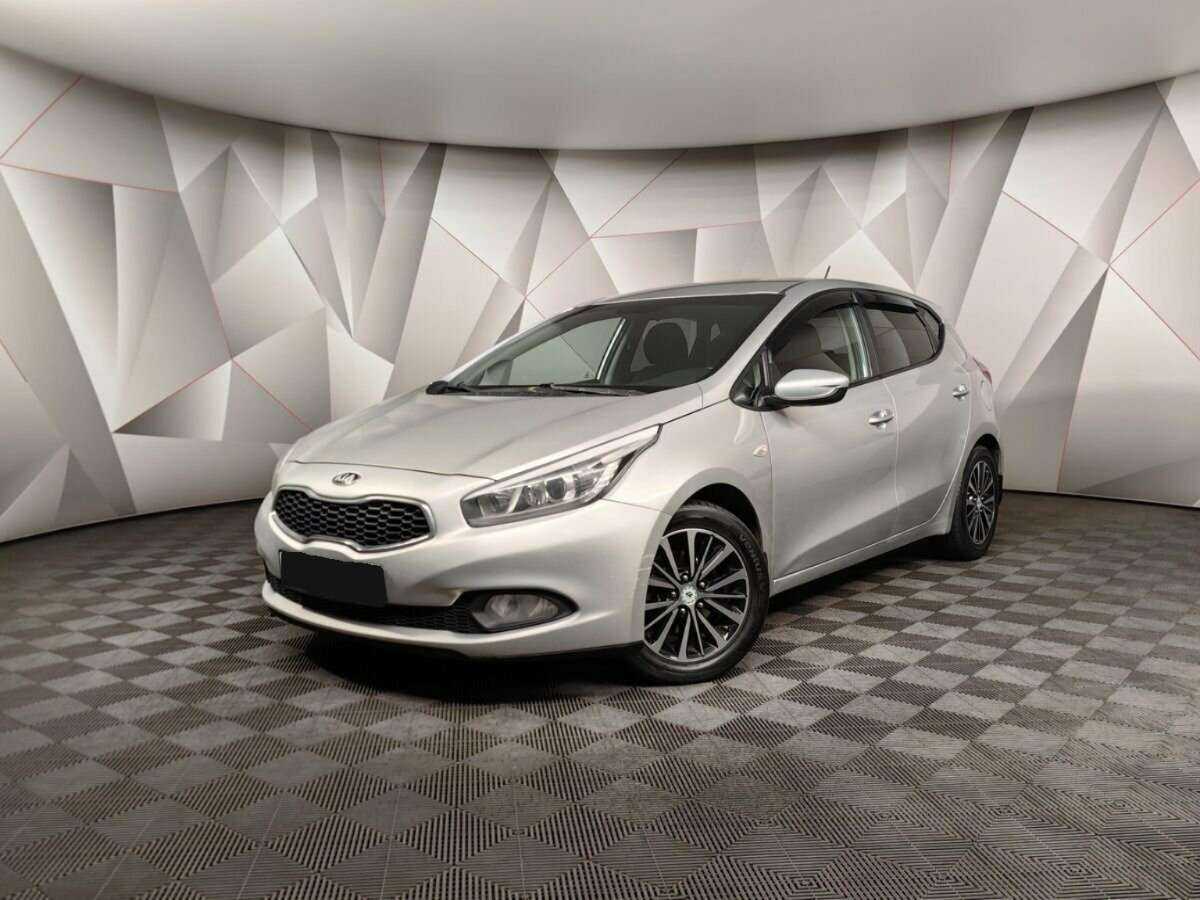 Kia Ceed с пробегом — 2013 год. Посмотреть фото
