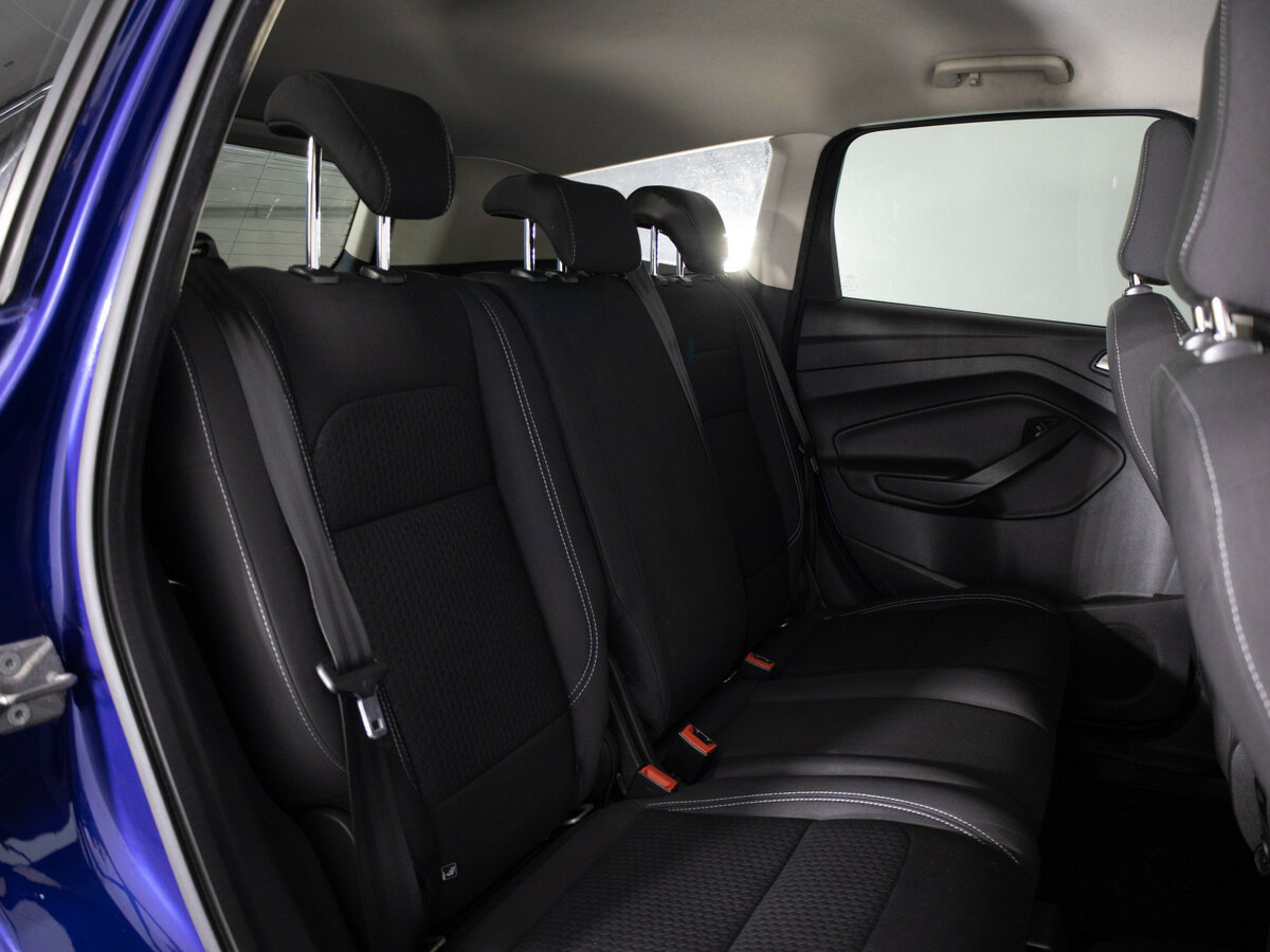 Ford Kuga с пробегом — 2017 год. Фото: #16