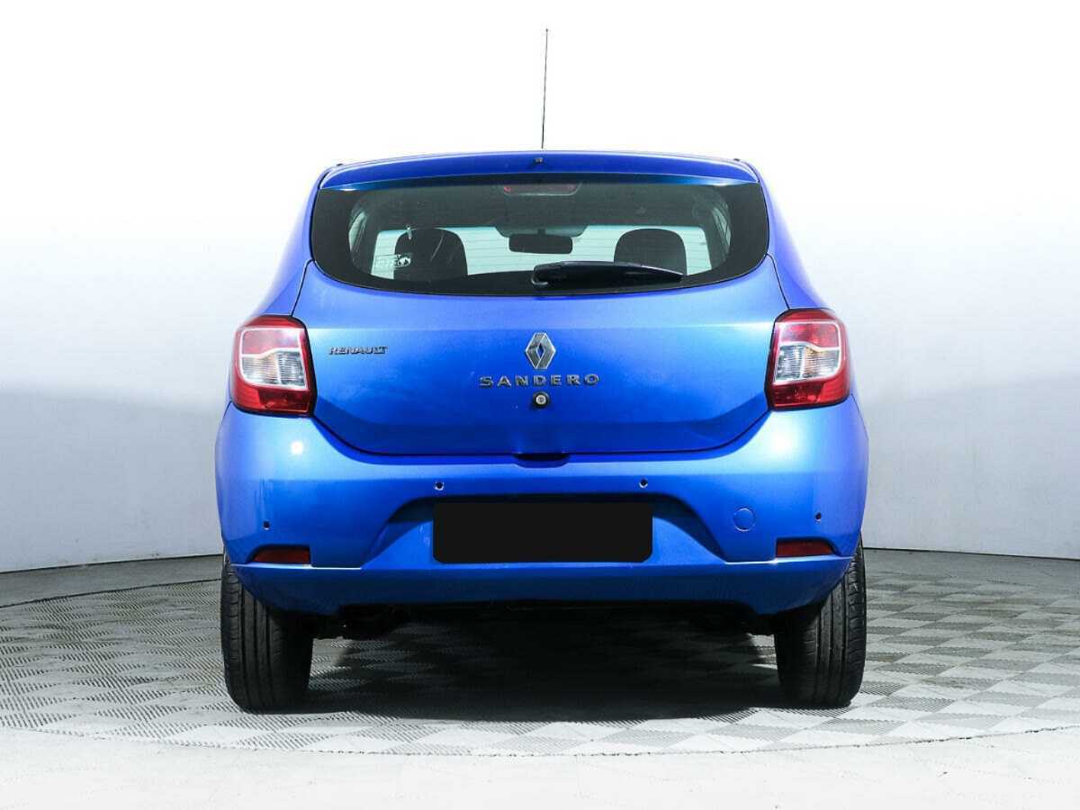 Renault Sandero с пробегом — 2016 год. Фото: #4