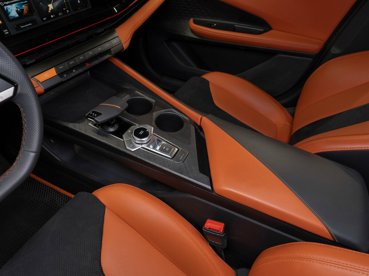 Changan UNI-V с пробегом — 2023 год. Фото: #16