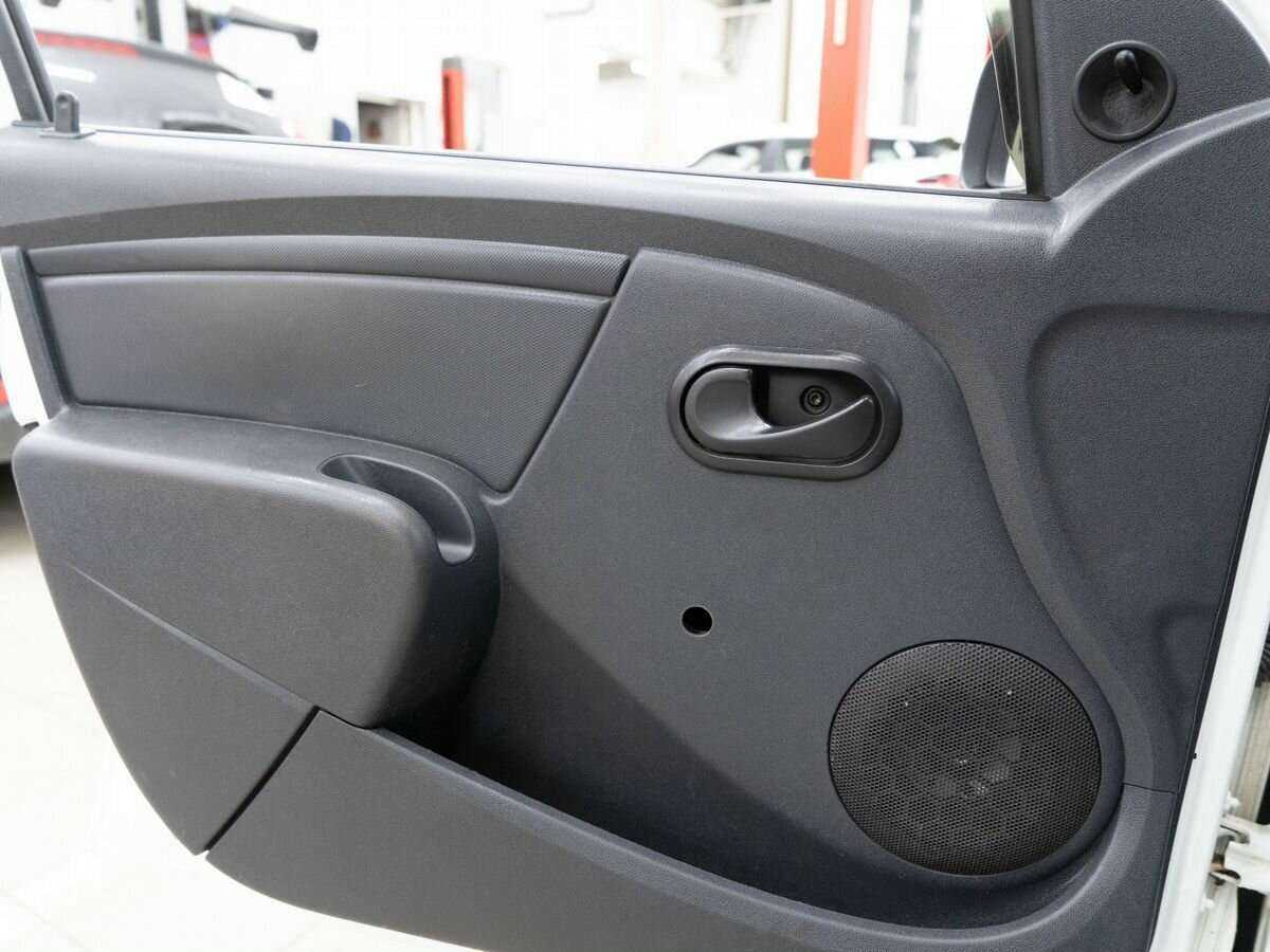 Lada (ВАЗ) Largus с пробегом — 2019 год. Фото: #14