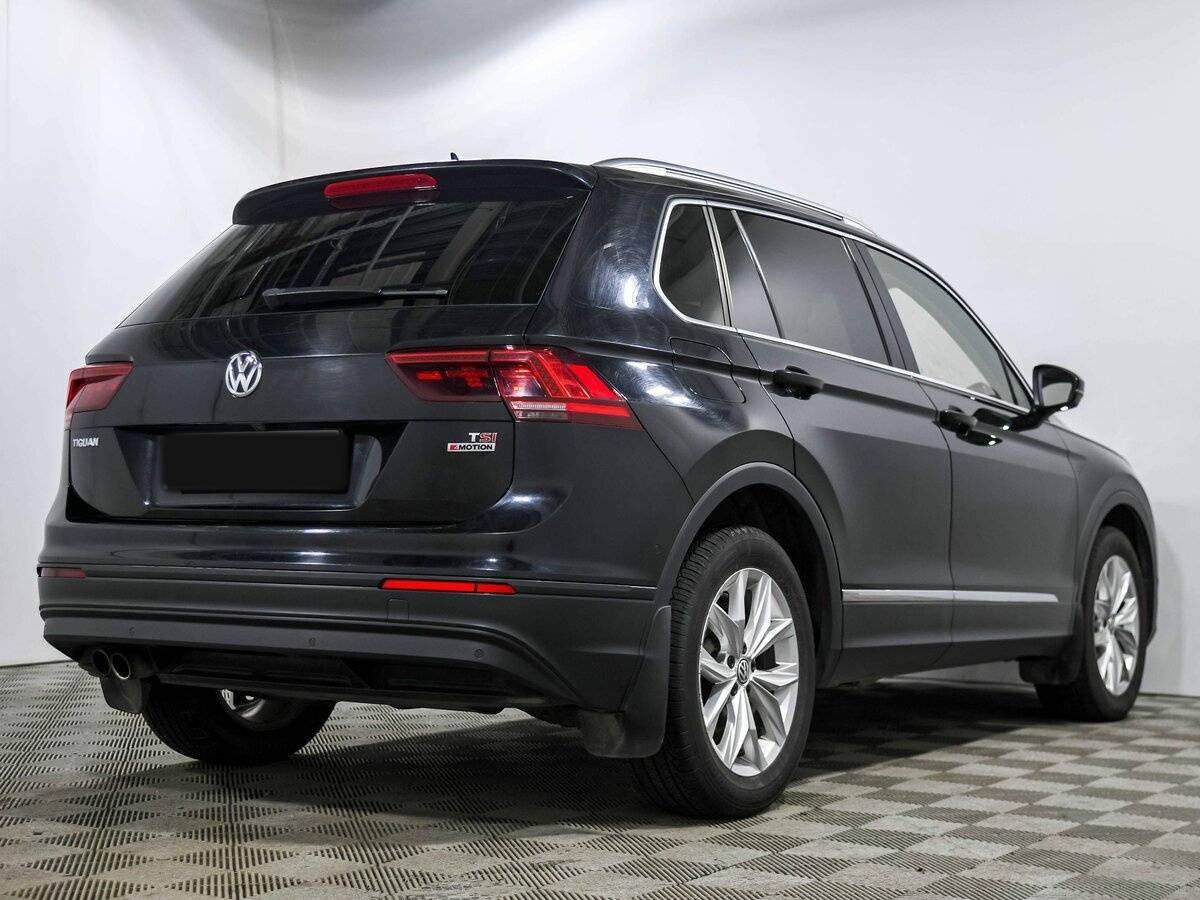 Volkswagen Tiguan с пробегом — 2017 год. Фото: #3