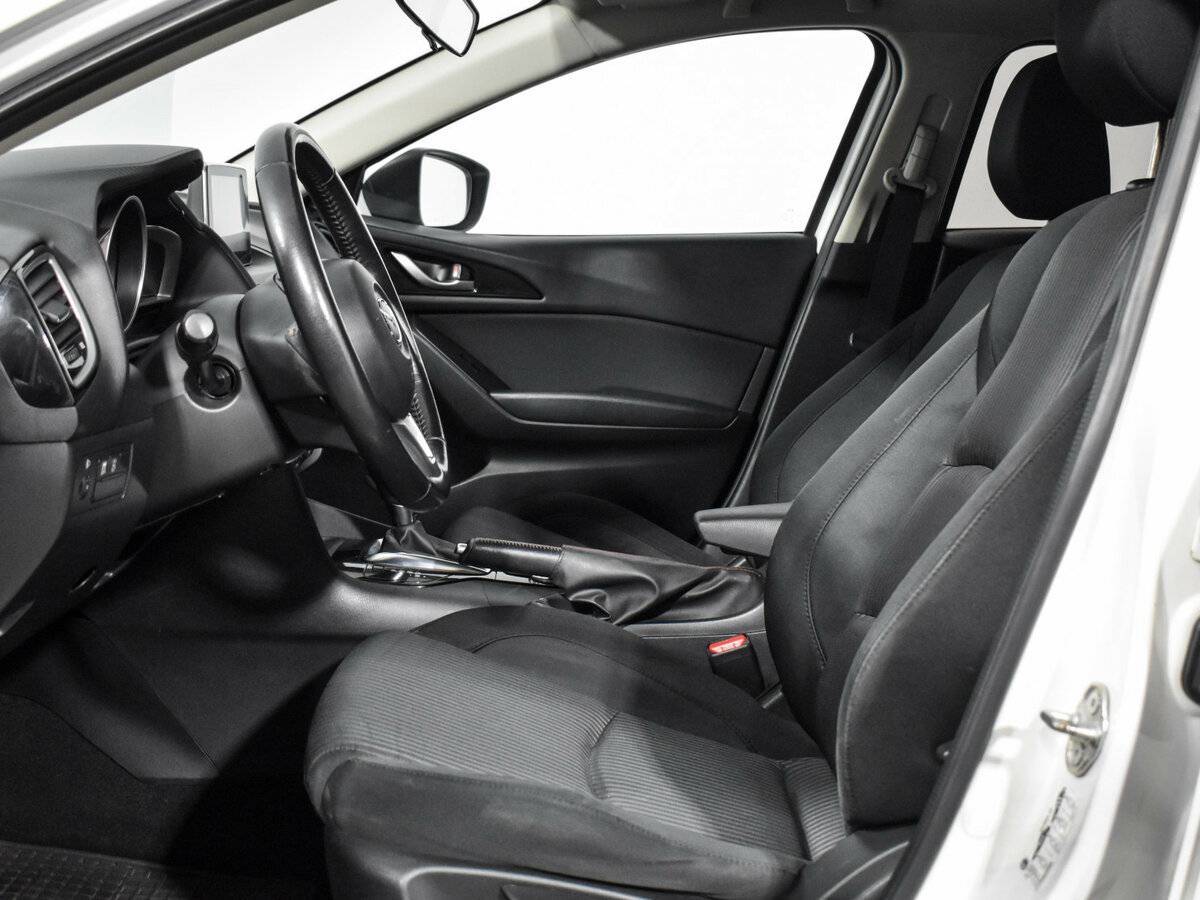 Mazda 3 с пробегом — 2014 год. Фото: #8