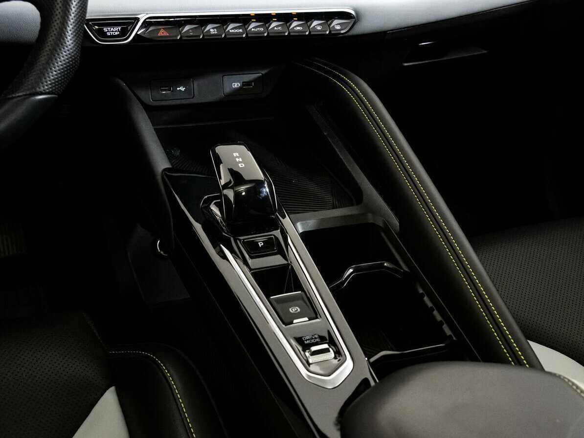 Geely Coolray с пробегом — 2023 год. Фото: #10