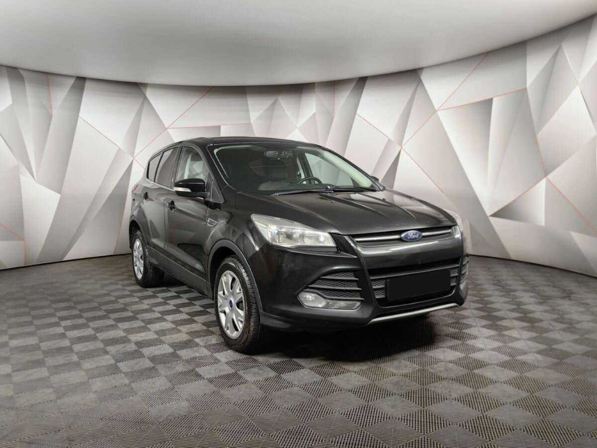 Ford Kuga с пробегом — 2016 год. Фото: #2