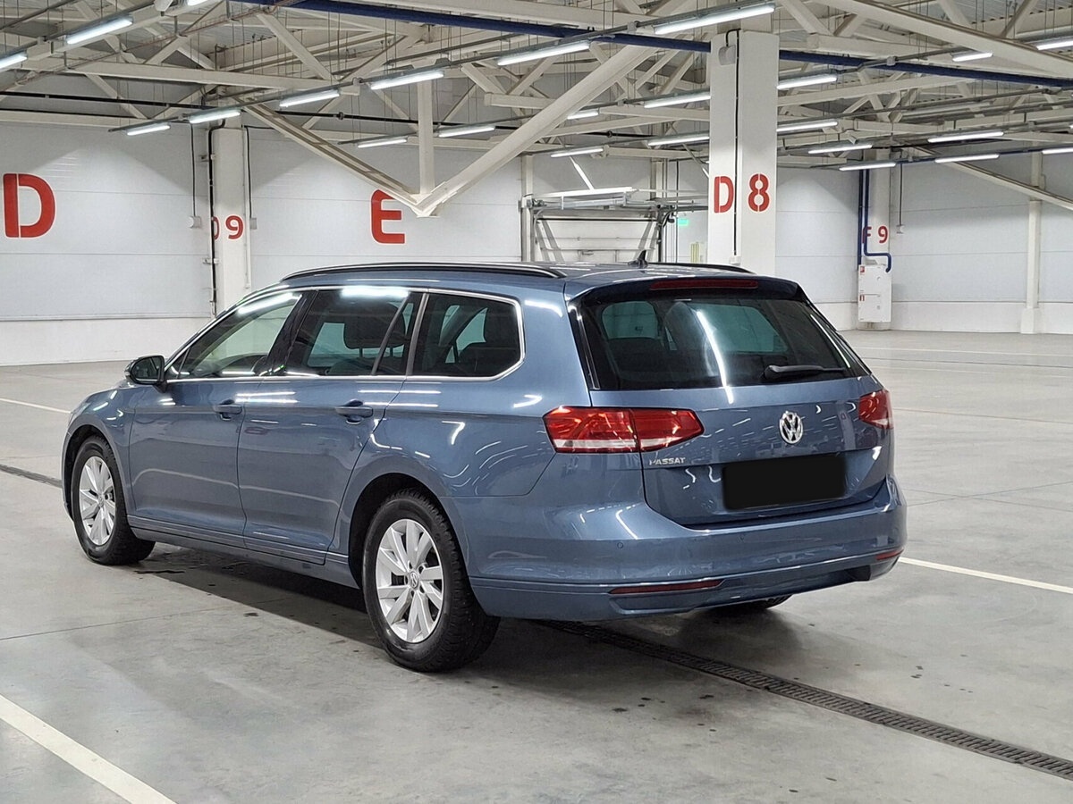 Volkswagen Passat с пробегом — 2018 год. Фото: #6