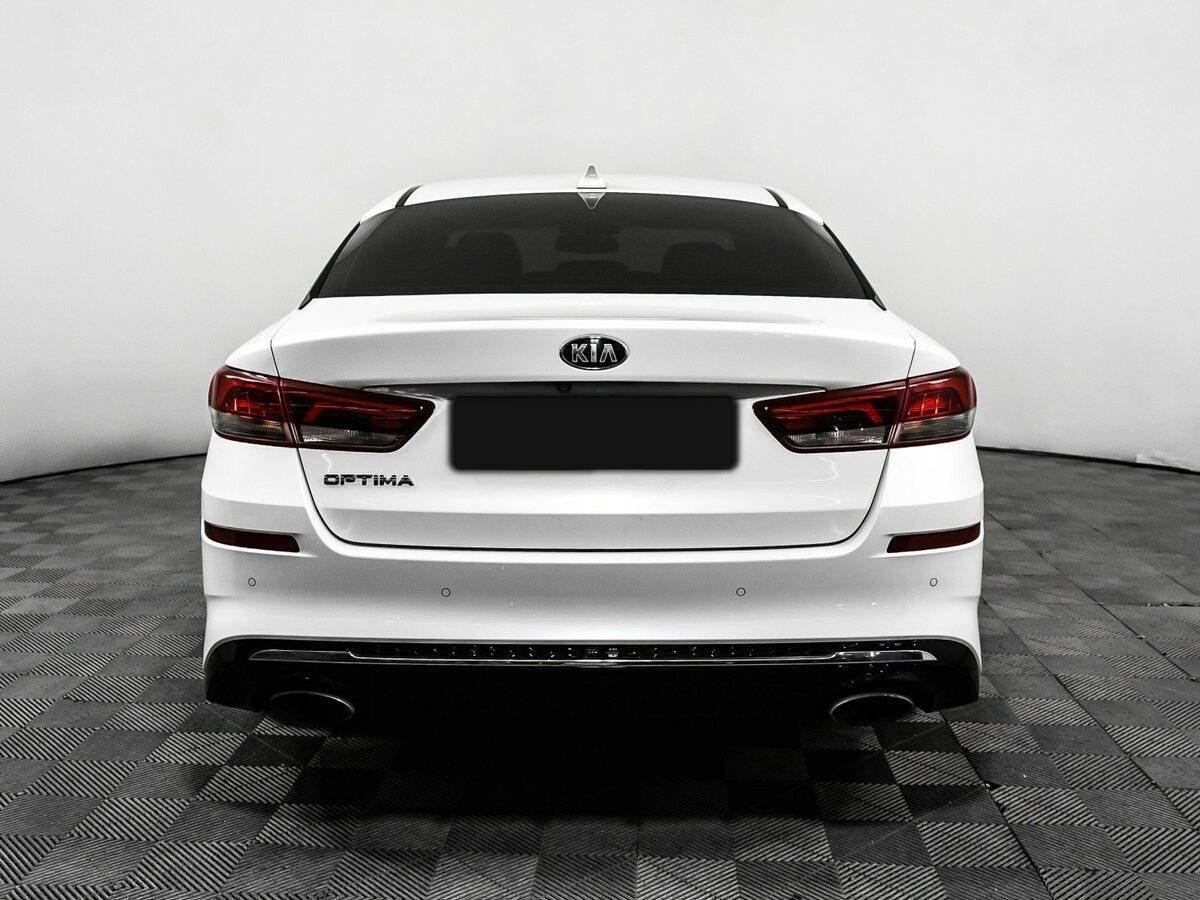 Kia Optima с пробегом — 2018 год. Фото: #5