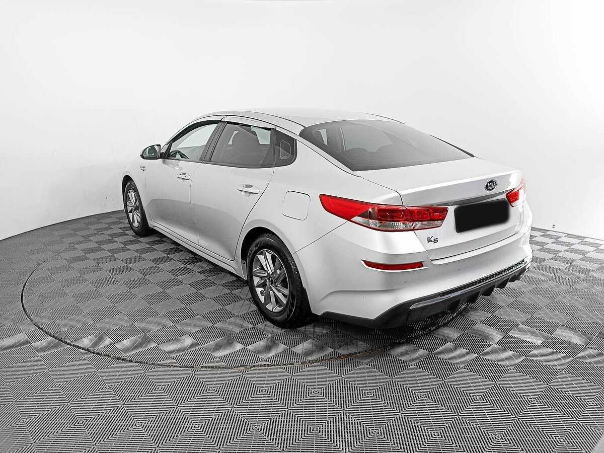 Kia K5 с пробегом — 2019 год. Фото: #5