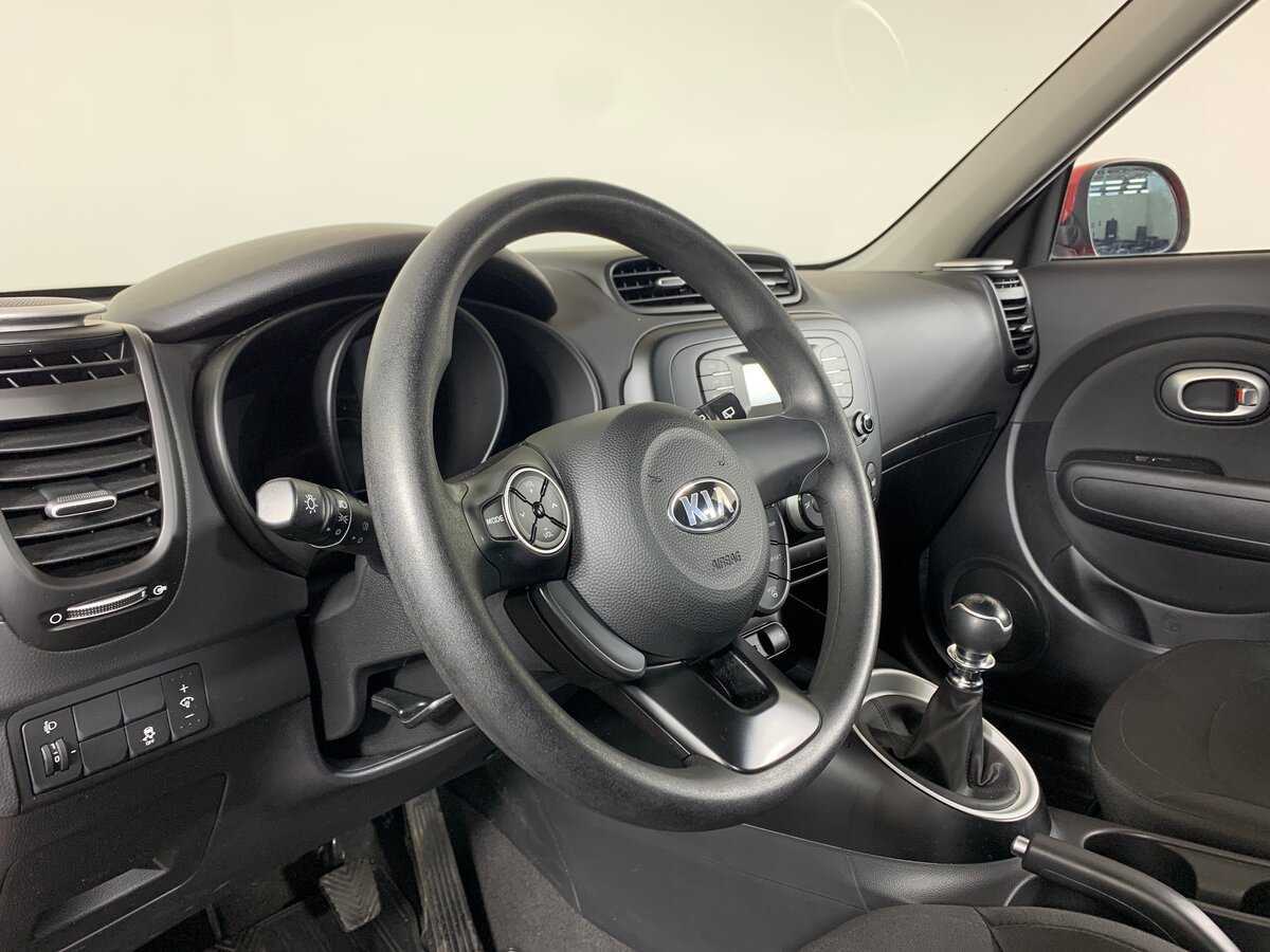 Kia Soul с пробегом — 2015 год. Фото: #9