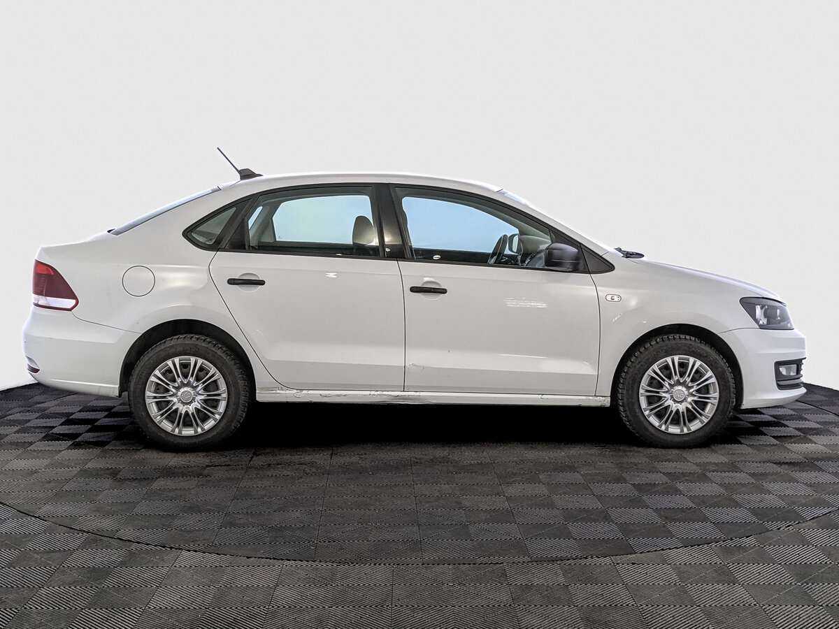 Volkswagen Polo с пробегом — 2019 год. Фото: #3