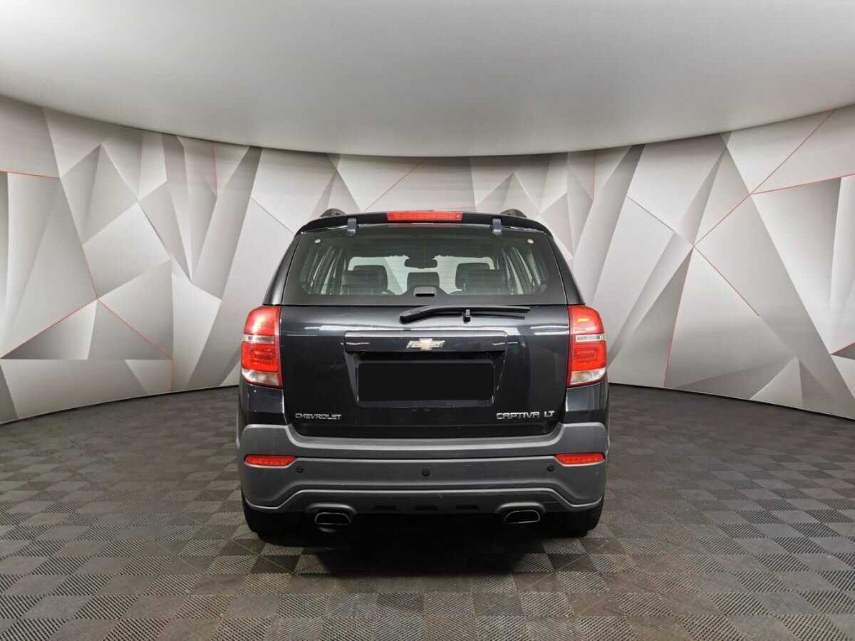 Chevrolet Captiva с пробегом — 2013 год. Фото: #7